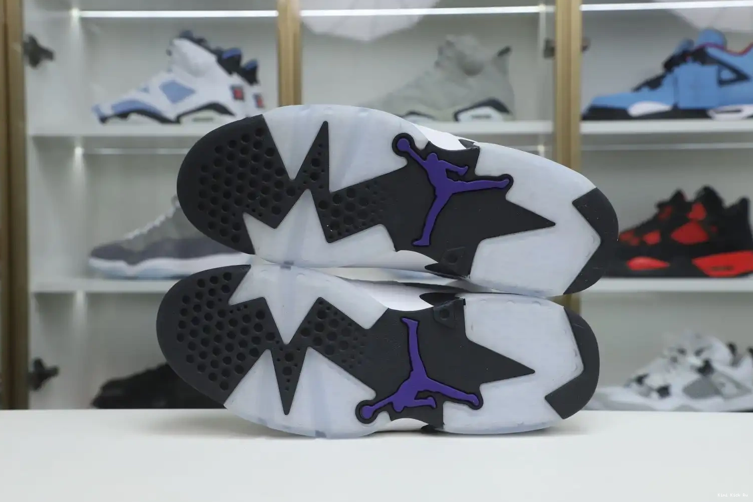 FLINT JORDAN Kimikick AIR 6 0429